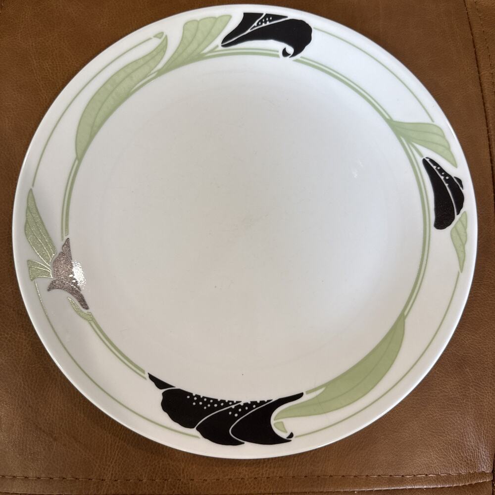 Vintage Corning Corelle Black Orchid Pattern Dinner Plate 10"